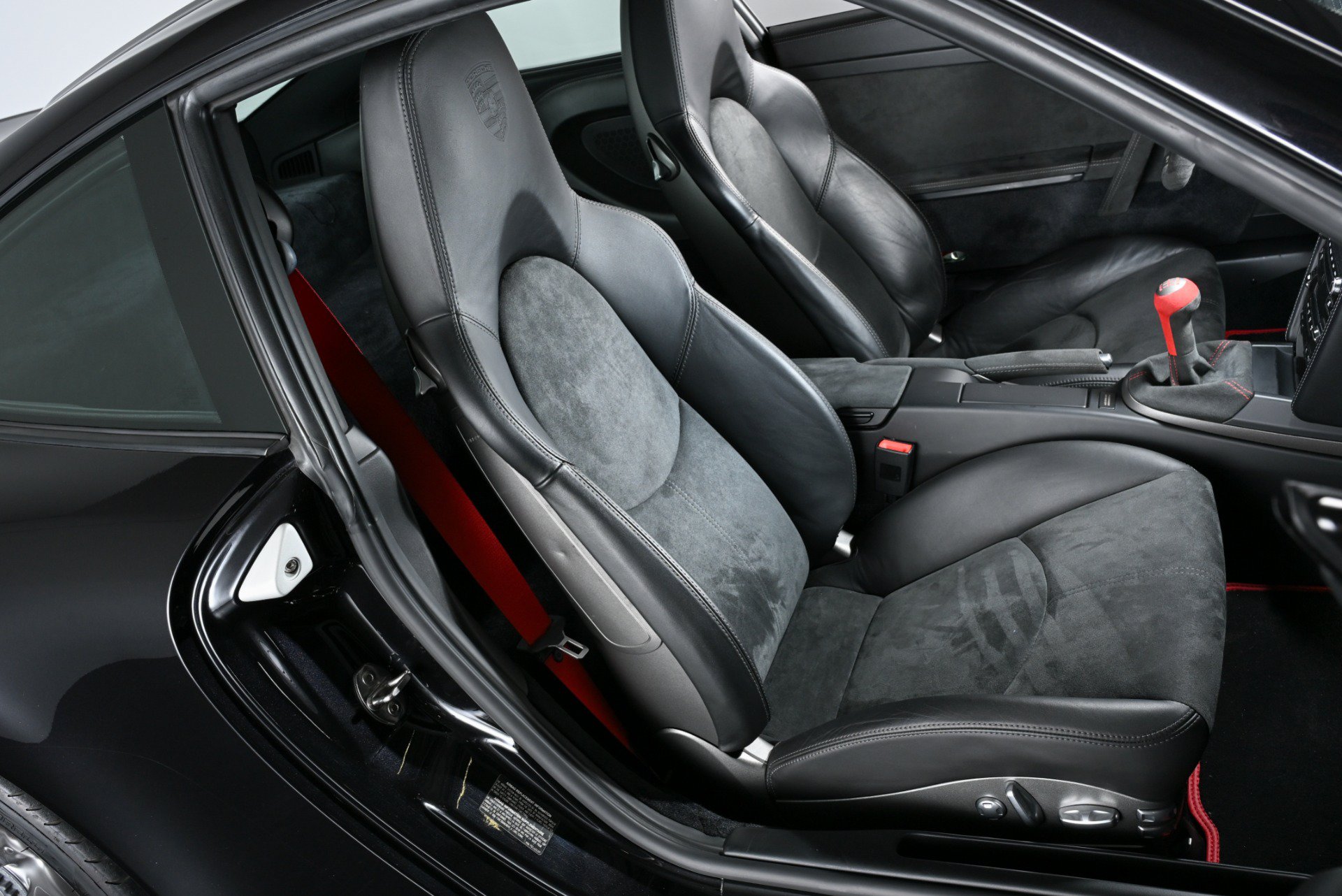 Used 2010 Porsche 911 GT3 RWD image 6