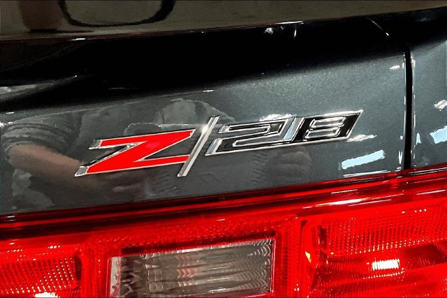 Used 2015 Chevrolet Camaro Z/28 RWD image 20