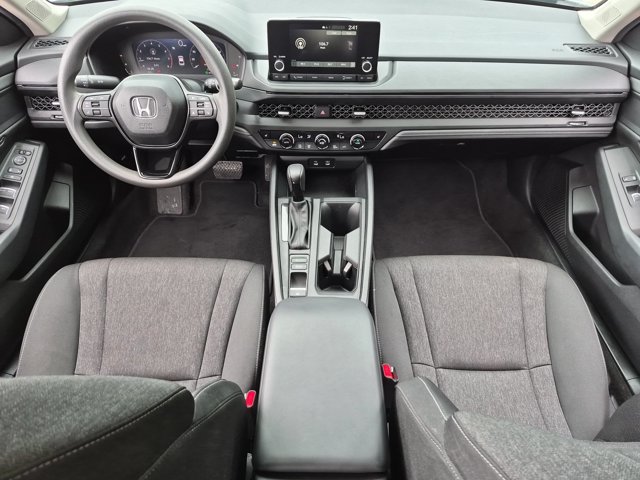 Used 2025 Honda Accord SE image 25
