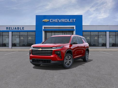 New 2026 Chevrolet Traverse LT w/ Driver Confidence Package image 8