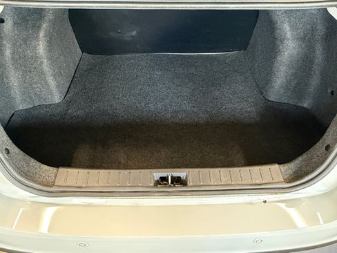 Used 2023 Nissan Versa S image 14