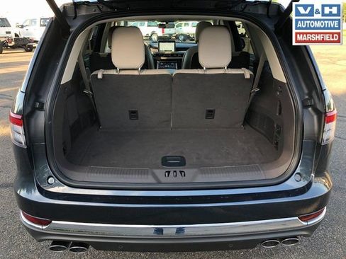 Used 2023 Lincoln Aviator Reserve w/ Elements Package Plus AWD/4WD image 27
