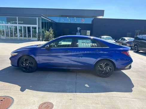 New 2026 Hyundai Elantra SEL Sport Premium w/ Cargo Package FWD image 7