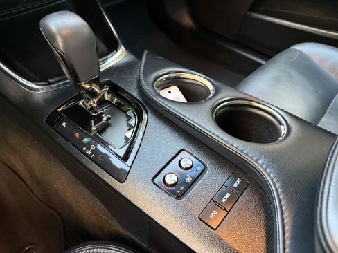 Used 2014 Toyota Avalon Limited image 46