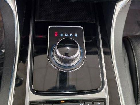 Used 2020 Jaguar XF Prestige AWD/4WD image 23