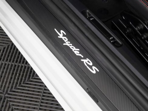 Certified 2024 Porsche 718 Boxster Spyder RS image 21