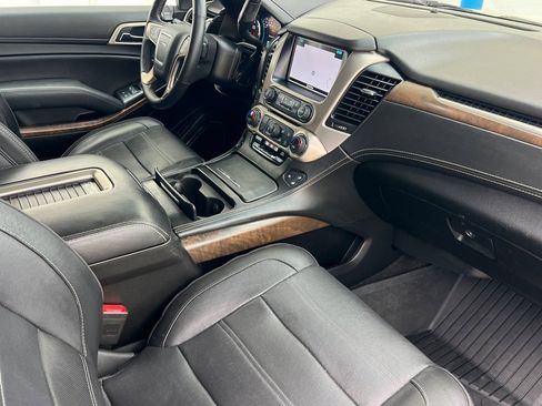 Used 2018 GMC Yukon XL Denali w/ Denali Ultimate Package AWD/4WD image 15