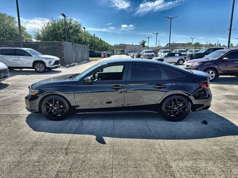 Used 2025 Honda Civic Sport image 5