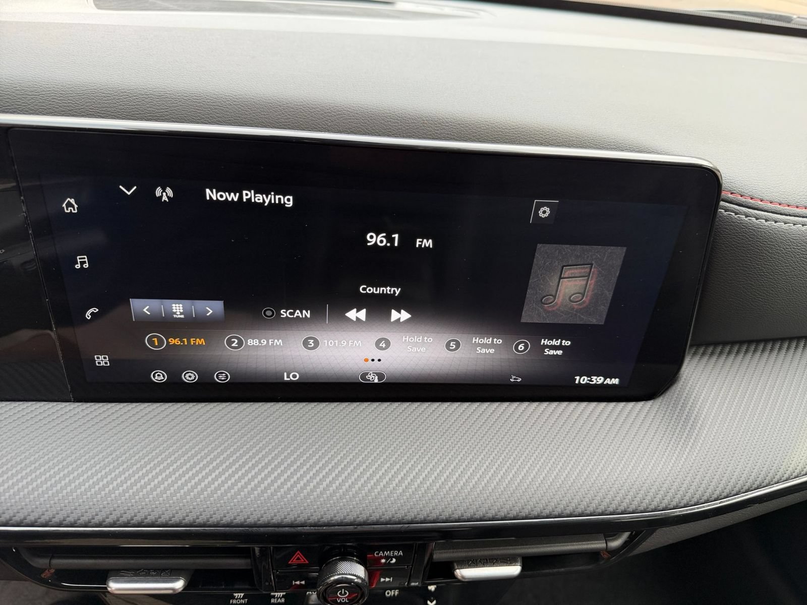 Used 2026 Nissan Kicks SR AWD/4WD image 19