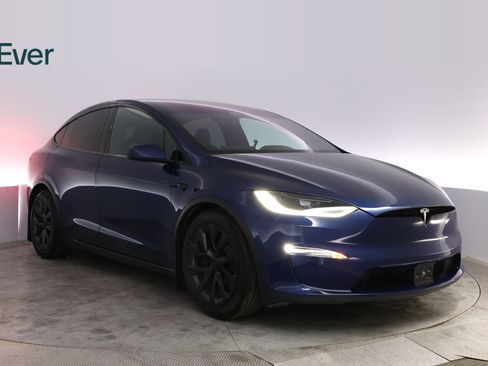 Used 2024 Tesla Model X AWD/4WD image 13