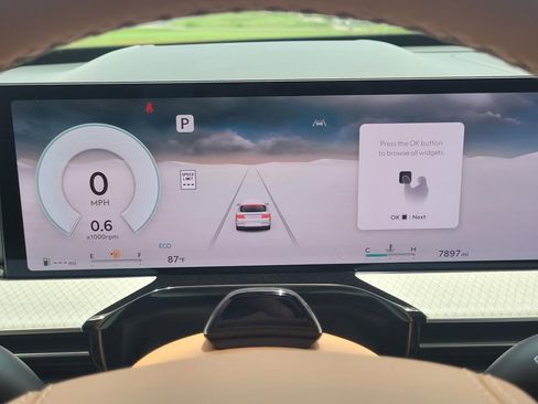 Used 2025 Genesis GV80 3.5T Prestige image 25