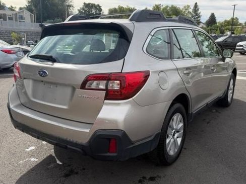 Used 2019 Subaru Outback 2.5i AWD/4WD image 4