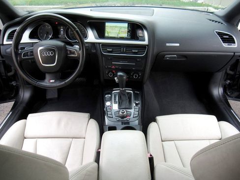 Used 2011 Audi S5 Prestige image 21