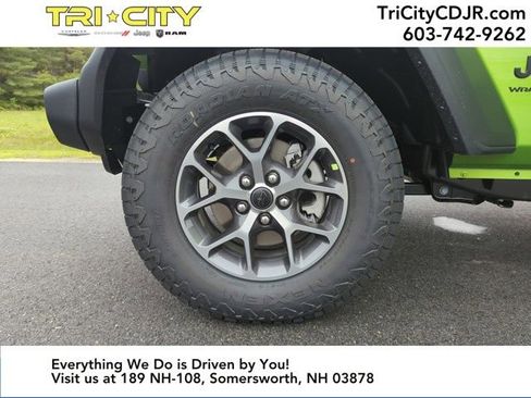 New 2025 Jeep Wrangler Sport S image 29