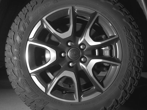 Used 2025 Jeep Compass Trailhawk AWD/4WD image 13