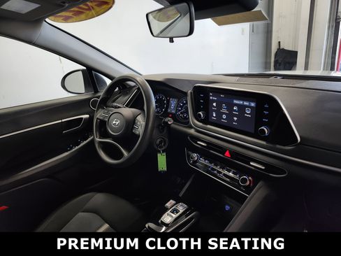 Used 2022 Hyundai Sonata SE image 4