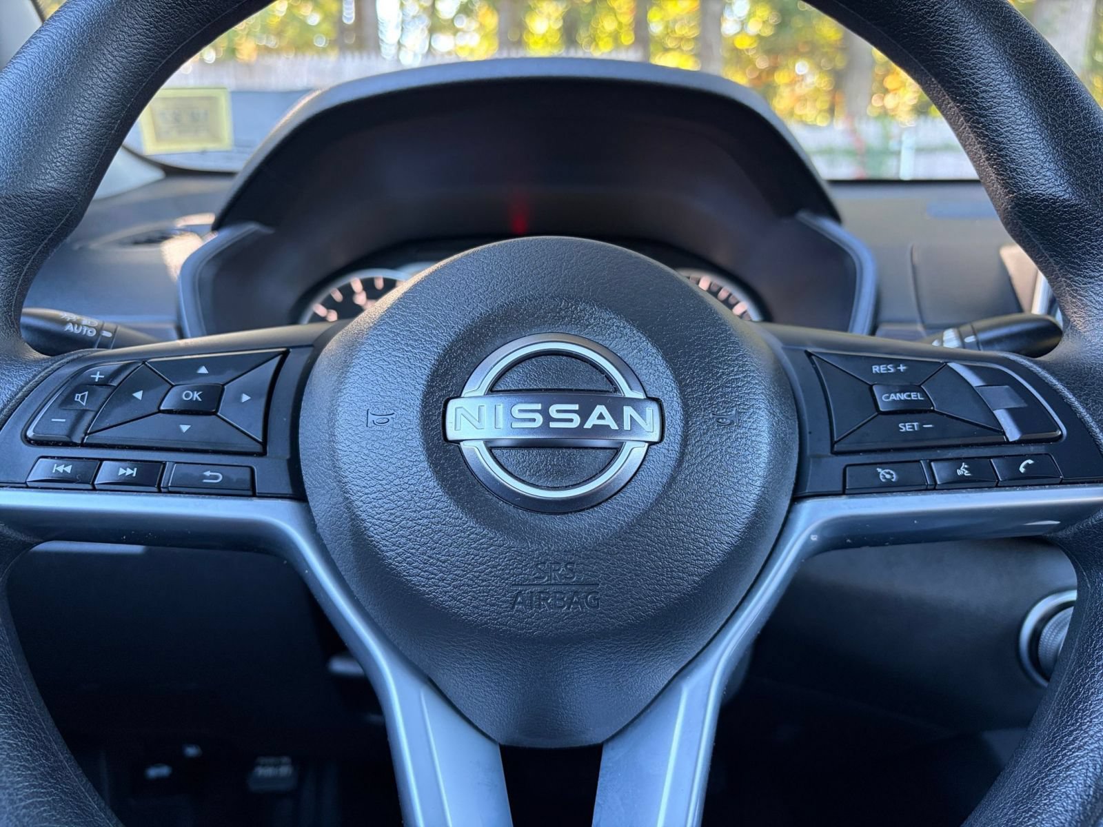 Used 2025 Nissan Altima 2.5 SV FWD image 27