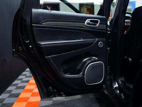 Used 2018 Jeep Grand Cherokee Trackhawk AWD/4WD image 35