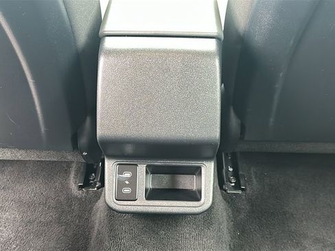 Used 2025 Kia K4 LXS image 31