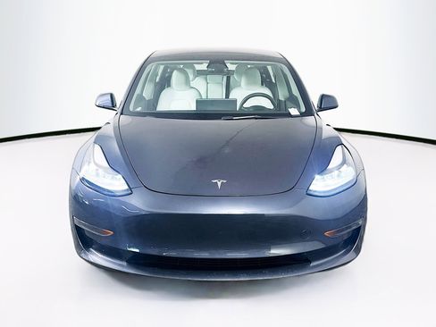 Used 2023 Tesla Model 3 Standard Range RWD image 2