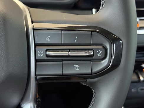 New 2025 Chevrolet Colorado W/T w/ WT Custom Package image 24