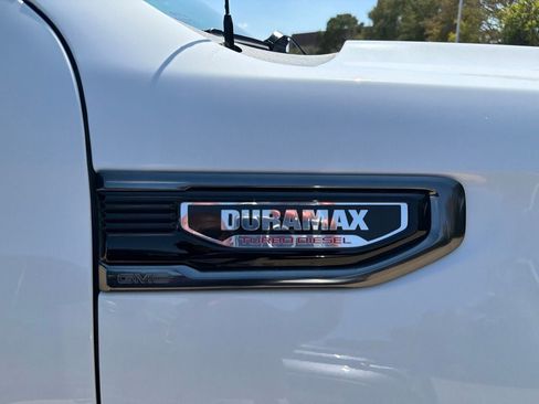 Used 2021 GMC Sierra 1500 AT4 AWD/4WD image 5