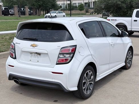 Used 2017 Chevrolet Sonic LT FWD image 4