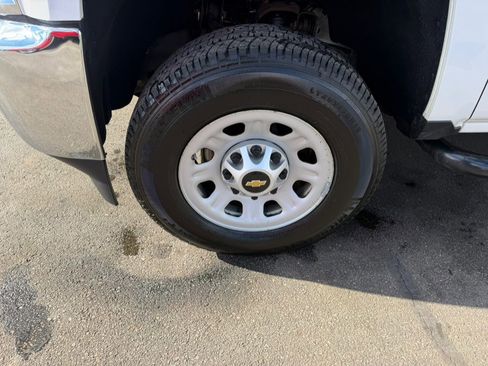 Used 2018 Chevrolet Silverado 3500 W/T w/ Snow Plow Prep Package image 3