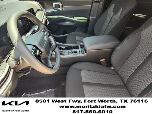 New 2026 Kia Sorento LX FWD image 9