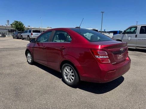 Used 2017 Chevrolet Sonic LT w/ Convenience Package FWD image 5