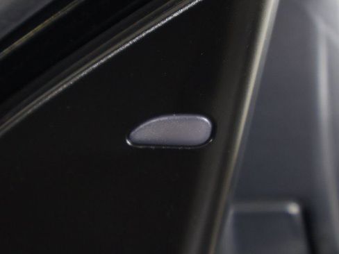 Used 2018 Nissan Rogue Sport SL w/ SL Premium Package image 36