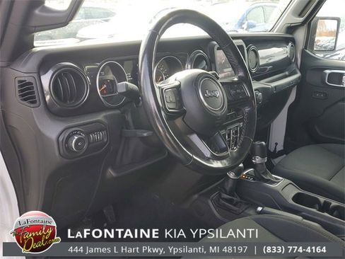 Used 2021 Jeep Wrangler Unlimited Sport image 11