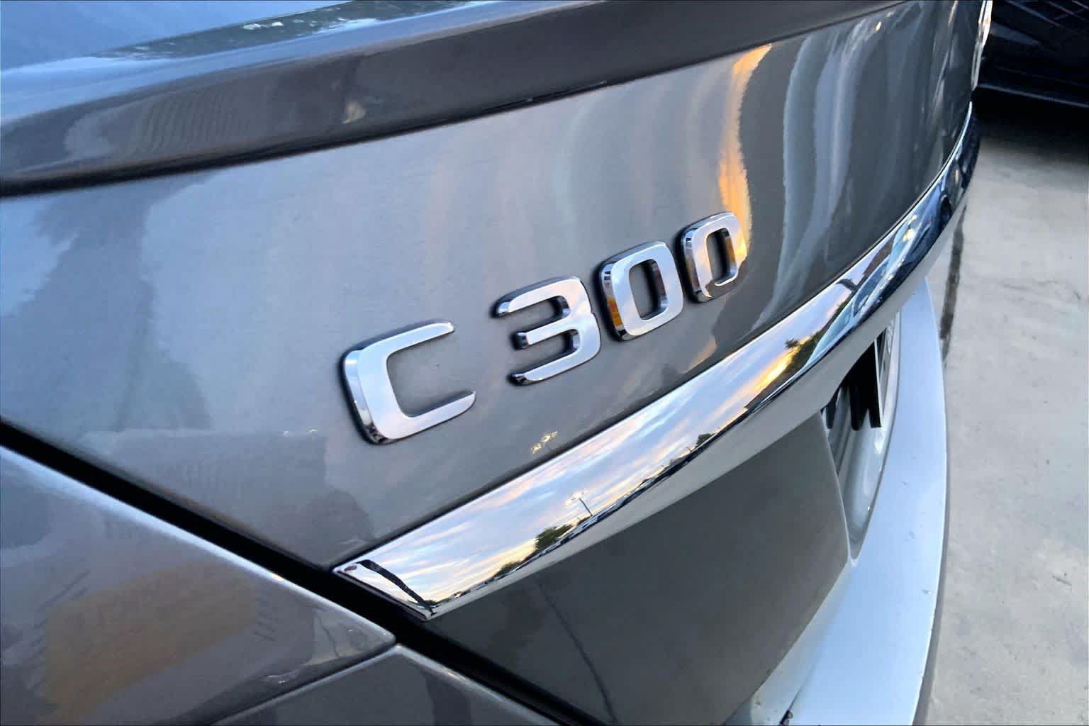 Used 2017 Mercedes-Benz C 300 Sedan image 31