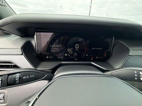 New 2026 GMC Acadia AT4 w/ Luxury Package AWD/4WD image 13