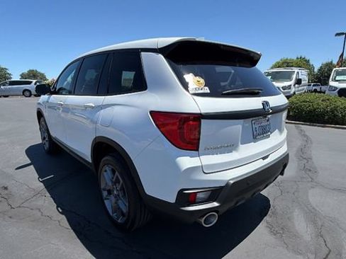 Used 2023 Honda Passport EX-L image 6