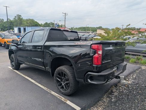 Used 2022 Chevrolet Silverado 1500 LT Trail Boss w/ Protection Package AWD/4WD image 5