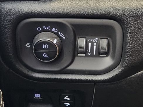 Used 2021 RAM 1500 Laramie RWD image 20