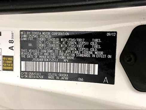 Used 2013 Toyota FJ Cruiser 4WD w/ Upgrade Pkg image 17