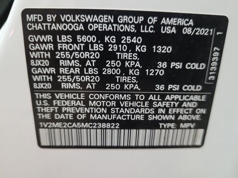 Used 2021 Volkswagen Atlas Cross Sport SE FWD image 33