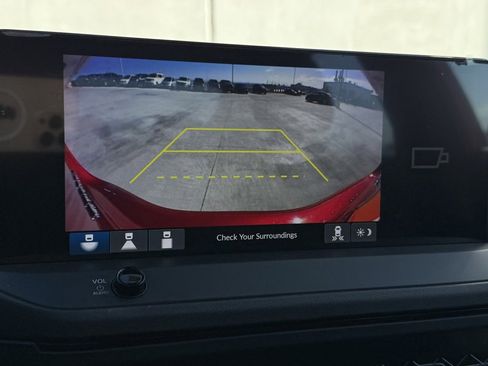 Used 2023 Honda Accord Sport image 9