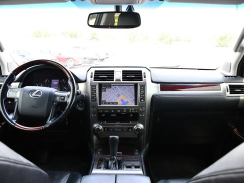Used 2016 Lexus GX 460 w/ Premium Package AWD/4WD image 21