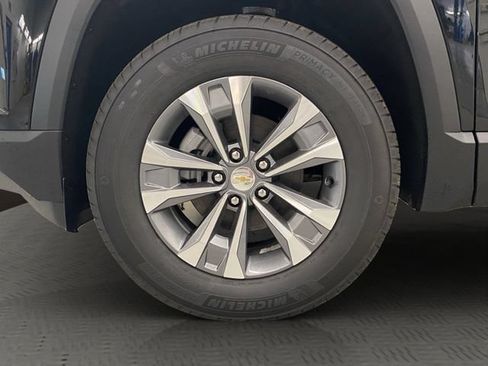 New 2026 Chevrolet Equinox LT AWD/4WD image 10