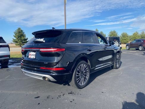 Used 2020 Lincoln Corsair Reserve w/ Equipment Group 202A image 8