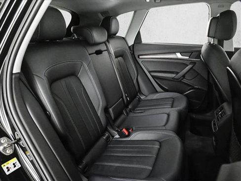 Used 2023 Audi Q5 2.0T Premium Plus w/ Premium Plus Package AWD/4WD image 21