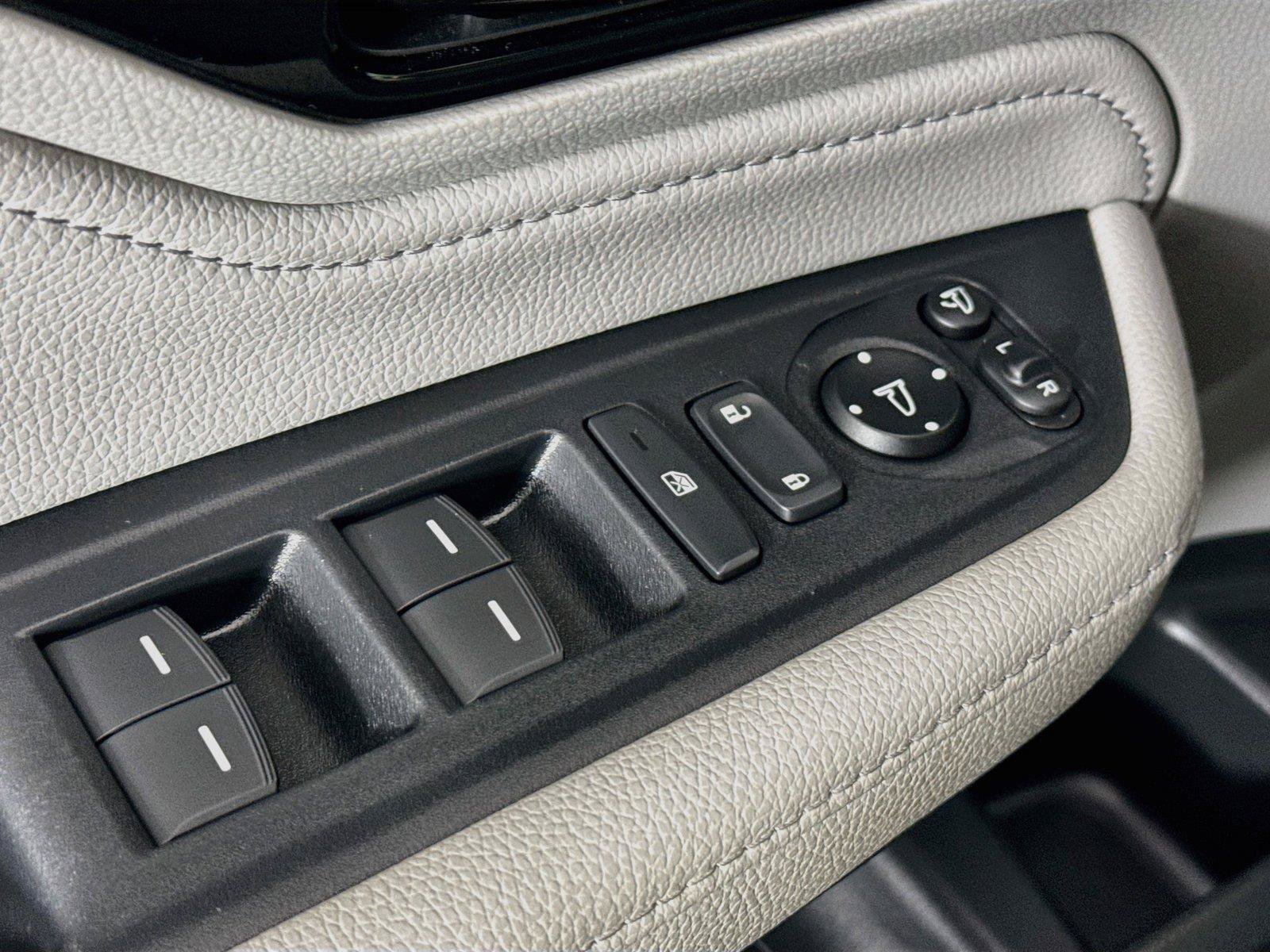 Used 2024 Honda Odyssey Elite image 28