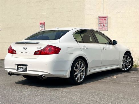 Used 2013 INFINITI G37 Journey w/ Premium Pkg RWD image 7