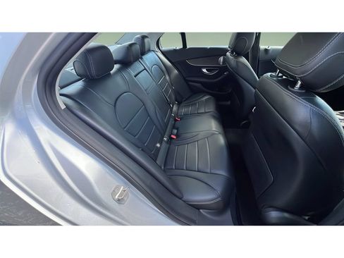 Used 2020 Mercedes-Benz C 300 4MATIC Sedan image 31