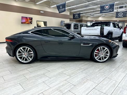 Used 2016 Jaguar F-TYPE R image 5