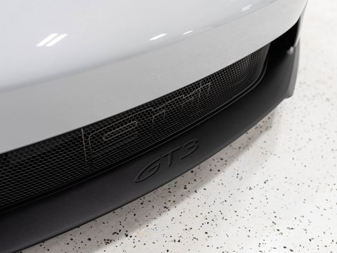 Used 2026 Porsche 911 GT3 RWD image 4
