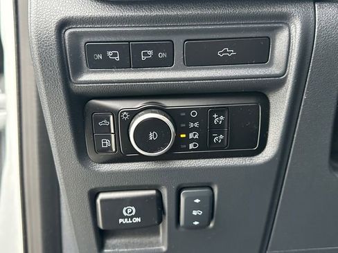 Used 2023 Ford F150 Lariat w/ Equipment Group 502A High image 27